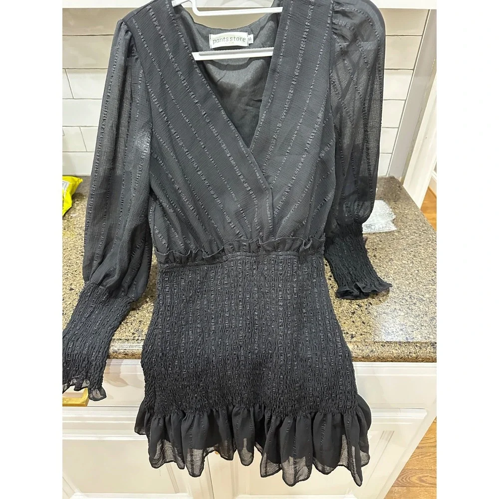 the pants‎ store black mini dress small